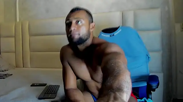 Snapshot of Dark_lennox chatting on 04/10/26, 11:01 Dark lennox online show from 04/10/26, 11:01