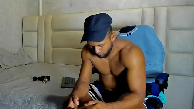 Snapshot of Dark_lennox chatting on 04/08/26, 12:45 Dark lennox online show from 04/08/26, 12:45