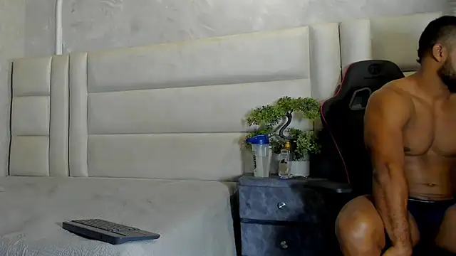 Dark lennox online show from 04/24/26, 01:40