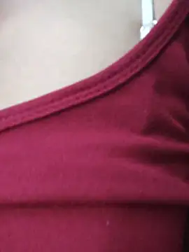 xinhxinh-cute online show from 05/18/26, 03:39