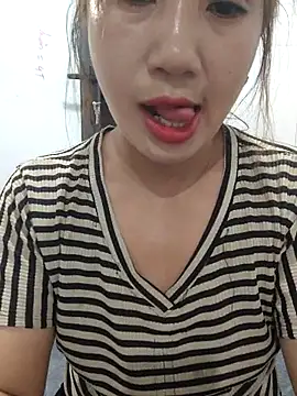 xinhxinh-cute online show from 04/07/26, 02:08
