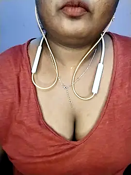 Snapshot of Tamil-Dhara chatting on 05/03/26, 04:54 Tamil-Dhara online show from 05/03/26, 04:54