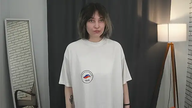 WavaMaddison online show from 03/26/26, 03:27