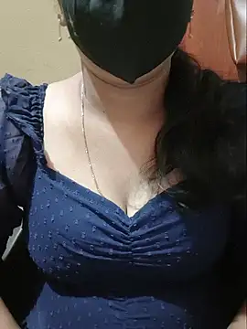Latha lovely online show from 05/22/26, 02:04