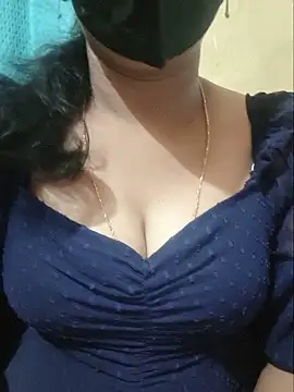 Latha lovely online show from 06/17/26, 02:55