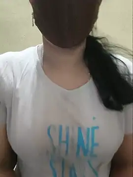Latha lovely online show from 06/29/26, 11:54