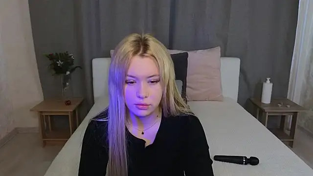 MelissaAvis online show from 06/17/26, 05:40
