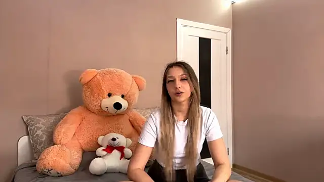 SondraLongest online show from 03/26/26, 12:47