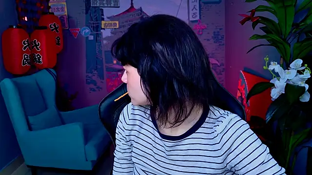 Snapshot of LidaDarknet chatting on 04/12/26, 09:56 LidaDarknet online show from 04/12/26, 09:56