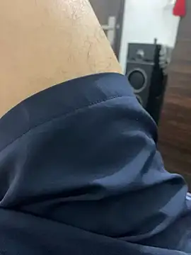 Snapshot of sweet_lollipop4 chatting on 04/11/26, 02:21 sweet lollipop4 online show from 04/11/26, 02:21