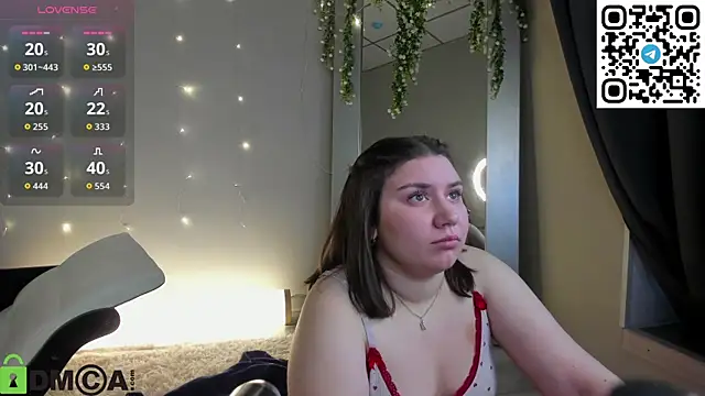 Maya Raay online show from 05/23/26, 01:04