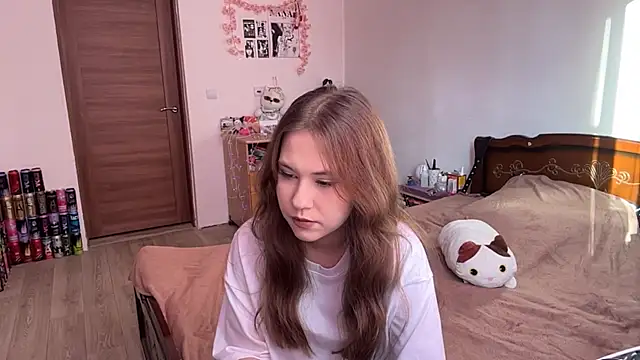 Snapshot of NyelleSpir chatting on 05/13/26, 03:19 NyelleSpir online show from 05/13/26, 03:19