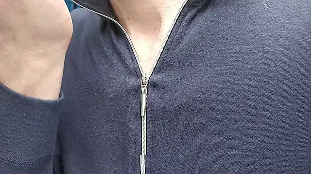 Luca Sweet online show from 03/25/26, 01:21