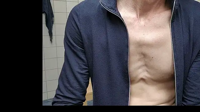 Luca Sweet online show from 03/26/26, 01:20