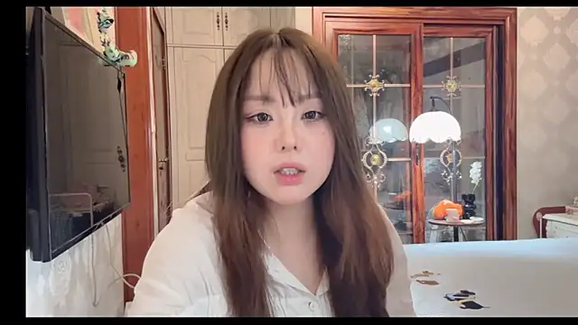 thelittlexx online show from 06/07/26, 08:08