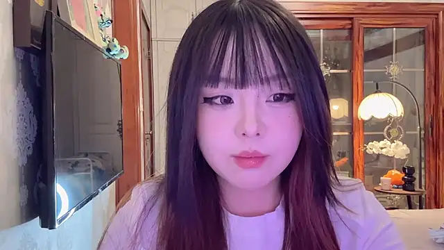 thelittlexx online show from 05/05/26, 07:55