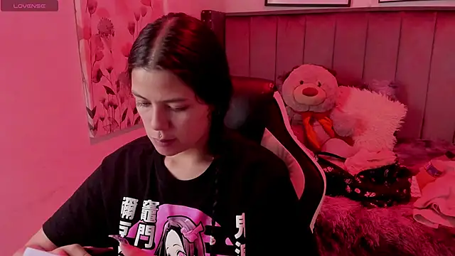 Kikii 1 online show from 04/09/26, 02:46