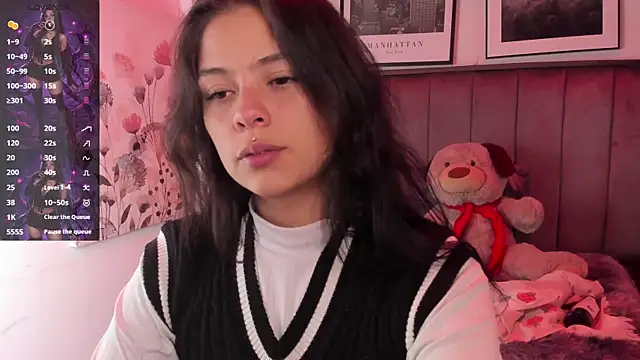 Kikii 1 online show from 04/07/26, 03:30