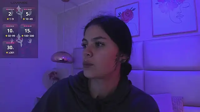 Kikii 1 online show from 06/11/26, 04:42