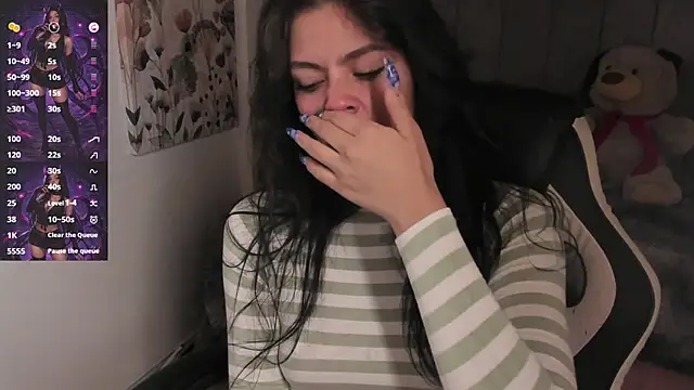 Kikii 1 online show from 03/26/26, 05:17