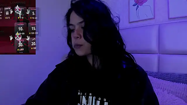 Kikii 1 online show from 06/04/26, 05:23
