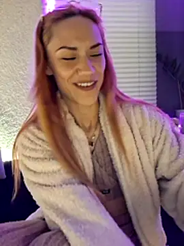 SlimBellaOfficial online show from 05/31/26, 09:04