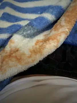 shyyyyy0 online show from 04/04/26, 07:15