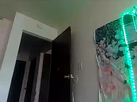 Fetishjoiqueen online show from 03/28/26, 10:55