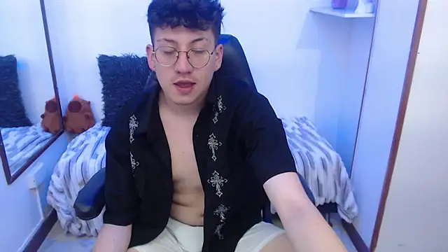 Evan Connell online show from 04/12/26, 01:03