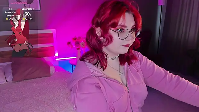 Snapshot of Alice_Kitagawa chatting on 04/10/26, 11:28 Alice Kitagawa online show from 04/10/26, 11:28