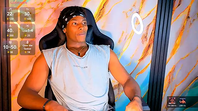 Snapshot of maxmuscle10 chatting on 04/10/26, 04:08 maxmuscle10 online show from 04/10/26, 04:08