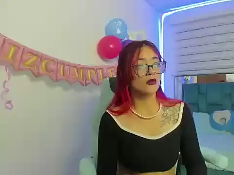 Sara Red X online show from 04/15/26, 05:13