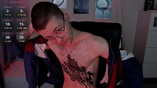 Thomas Norton online show from 04/13/26, 08:46