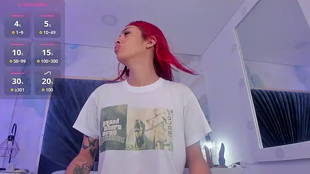 Derieri Blush online show from 04/12/26, 02:31