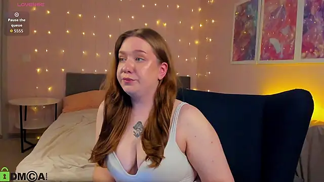 Snapshot of Lilit_Sinful chatting on 04/05/26, 11:28 Lilit Sinful online show from 04/05/26, 11:28