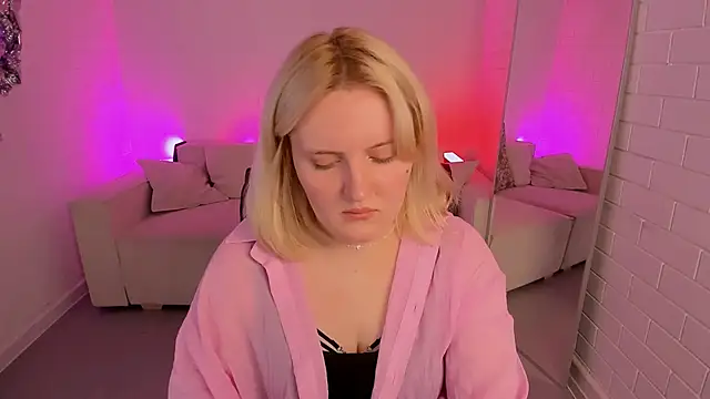 KathyBriggs online show from 04/21/26, 05:14