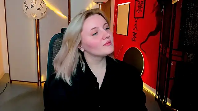 KathyBriggs online show from 05/03/26, 05:12