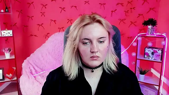 KathyBriggs online show from 05/25/26, 05:07