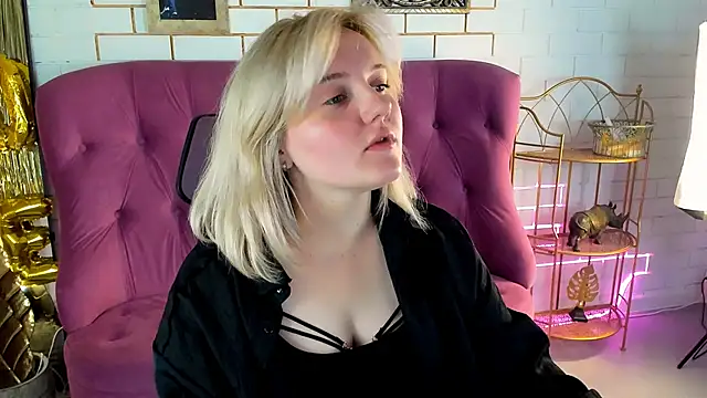 KathyBriggs online show from 04/25/26, 05:10