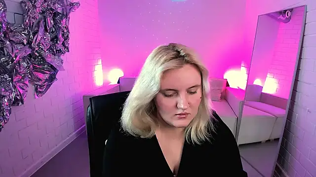 KathyBriggs online show from 06/25/26, 05:12