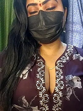 Snapshot of Anushka_flower chatting on 04/08/26, 05:20 Anushka flower online show from 04/08/26, 05:20