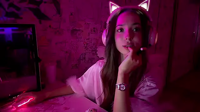 Lesikk online show from 03/28/26, 03:02