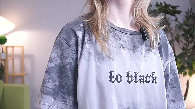 Snapshot of JosefaDonelan chatting on 04/07/26, 07:21 JosefaDonelan online show from 04/07/26, 07:21