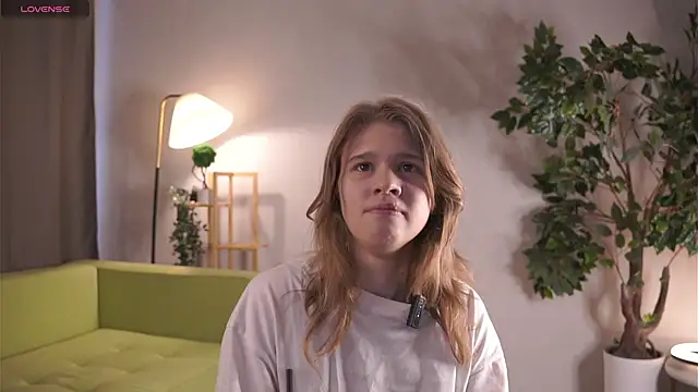 Snapshot of JosefaDonelan chatting on 04/05/26, 07:04 JosefaDonelan online show from 04/05/26, 07:04