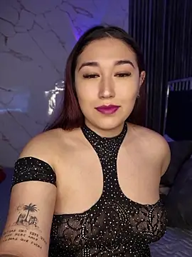 Sarah Bloom online show from 04/13/26, 07:29