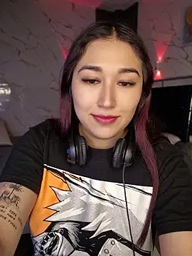 Sarah Bloom online show from 04/11/26, 01:46