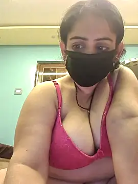 Snapshot of sonalidey5564 chatting on 04/05/26, 10:22 sonalidey5564 online show from 04/05/26, 10:22