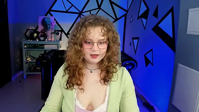 SaraSweetness online show from 04/04/26, 12:56