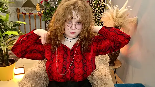 SaraSweetness online show from 03/31/26, 09:00