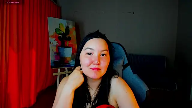 Snapshot of CamilaMartiez chatting on 06/21/26, 12:33 CamilaMartiez online show from 06/21/26, 12:33